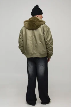 Bomber oversize en nylon avec capuche en synthétique