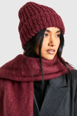 Bonnet en maille douce bordeaux