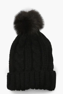 Bonnet En Tricot Torsadé Avec Faux Pompon