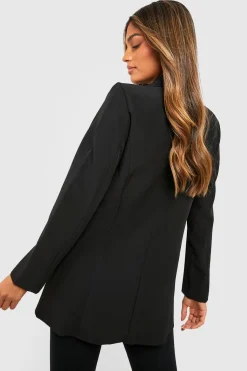 Boohoo Basics Blazer ajusté en tissu tissé à simple boutonnage