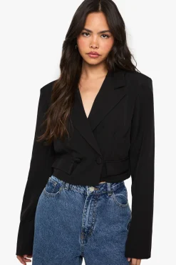 Boohoo Basics Blazer Court Boxy à Détail de Poche