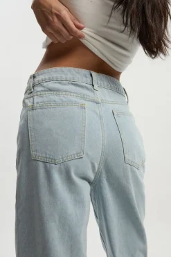 Boohoo Basics Jean Boyfriend Taille Haute