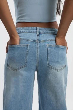 Boohoo Basics Jean Droit en Bleu Clair