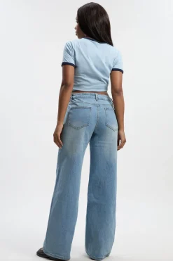 Boohoo Basics Jean Droit en Bleu Clair