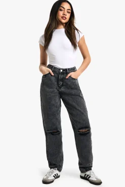 Boohoo Basics Jeans Droit Déchiré au Genou