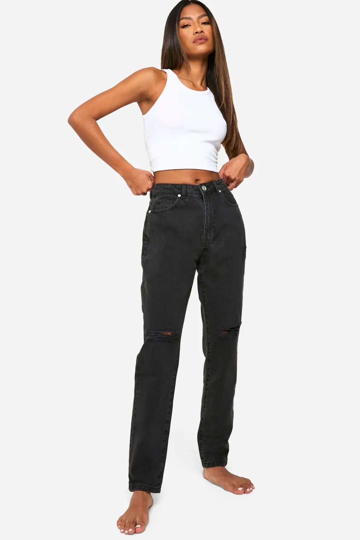 Boohoo Basics Jeans Mom Déchirés à Taille Haute 32 pouces