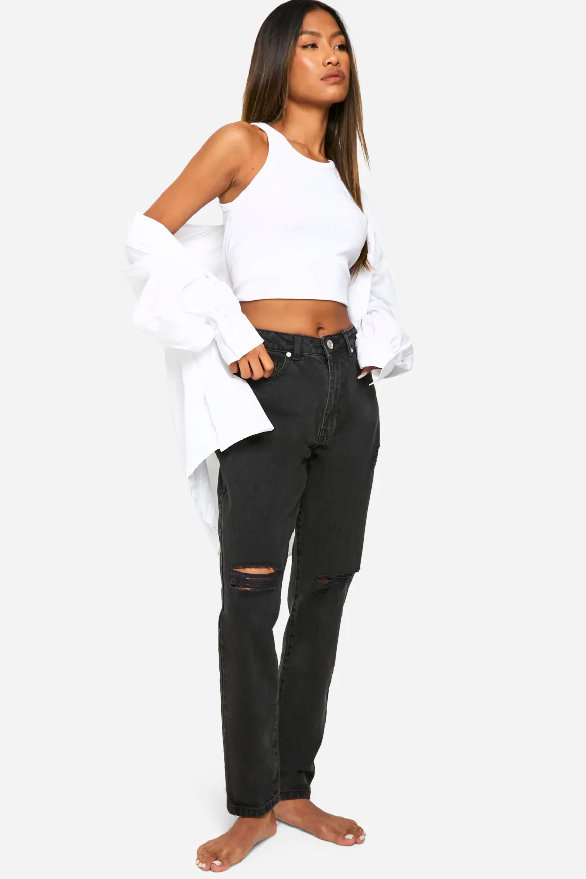 Boohoo Basics Jeans Mom Déchirés à Taille Haute 32 pouces