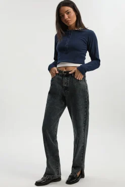 boohoo Basics Jeans taille haute à ourlet fendu et jambe droite<Femme Denim|Jeans