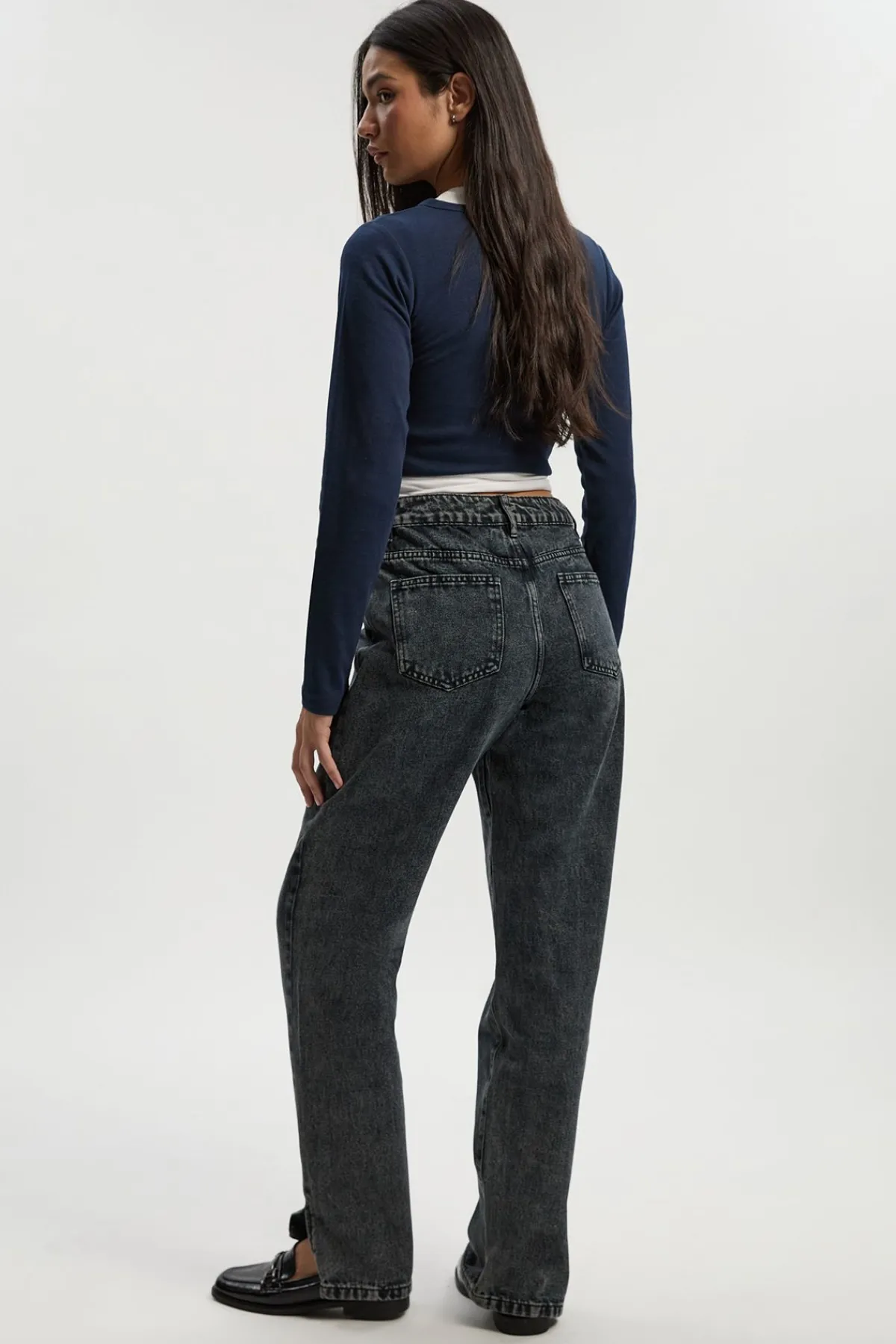 boohoo Basics Jeans taille haute à ourlet fendu et jambe droite<Femme Denim|Jeans