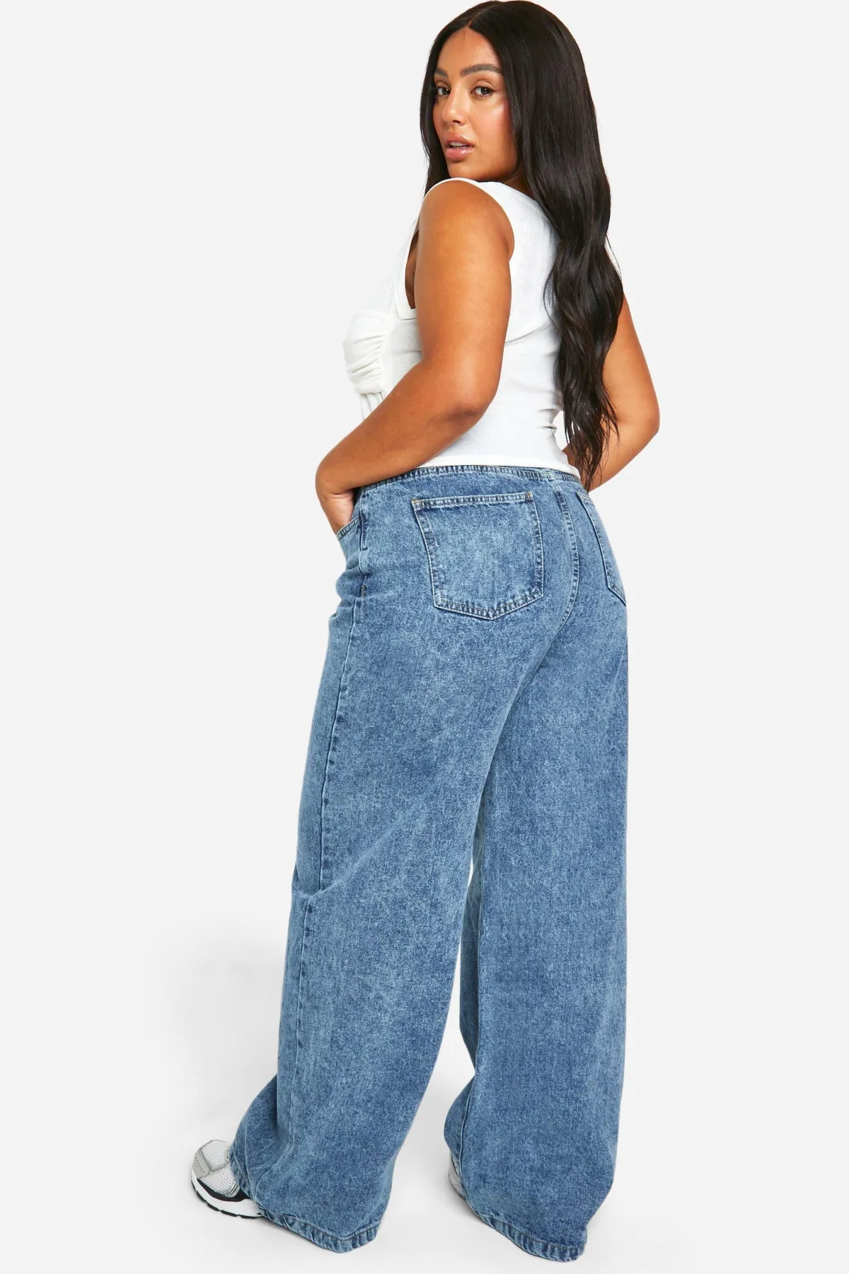boohoo Basics Plus Basics Jeans taille haute à jambes larges<Femme Denim|Jeans
