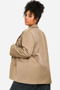 Boohoo Basics Plus Essential Blazer surdimensionné à double boutonnage