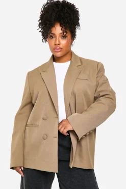 Boohoo Basics Plus Essential Blazer surdimensionné à double boutonnage