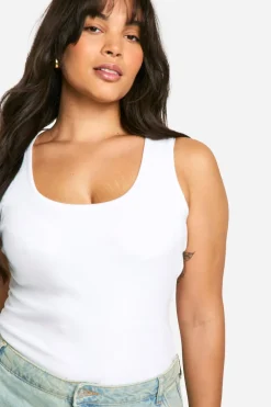 Boohoo Basics Plus Gilet sans manches long à rayures côtelées et à larges bretelles