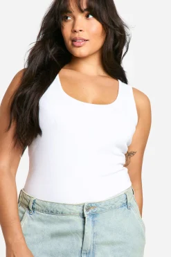 Boohoo Basics Plus Gilet sans manches long à rayures côtelées et à larges bretelles