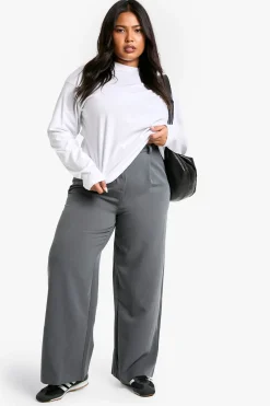 BOOHOO BASICS PLUS PANTALON AJUSTÉ À JAMBE LARGE