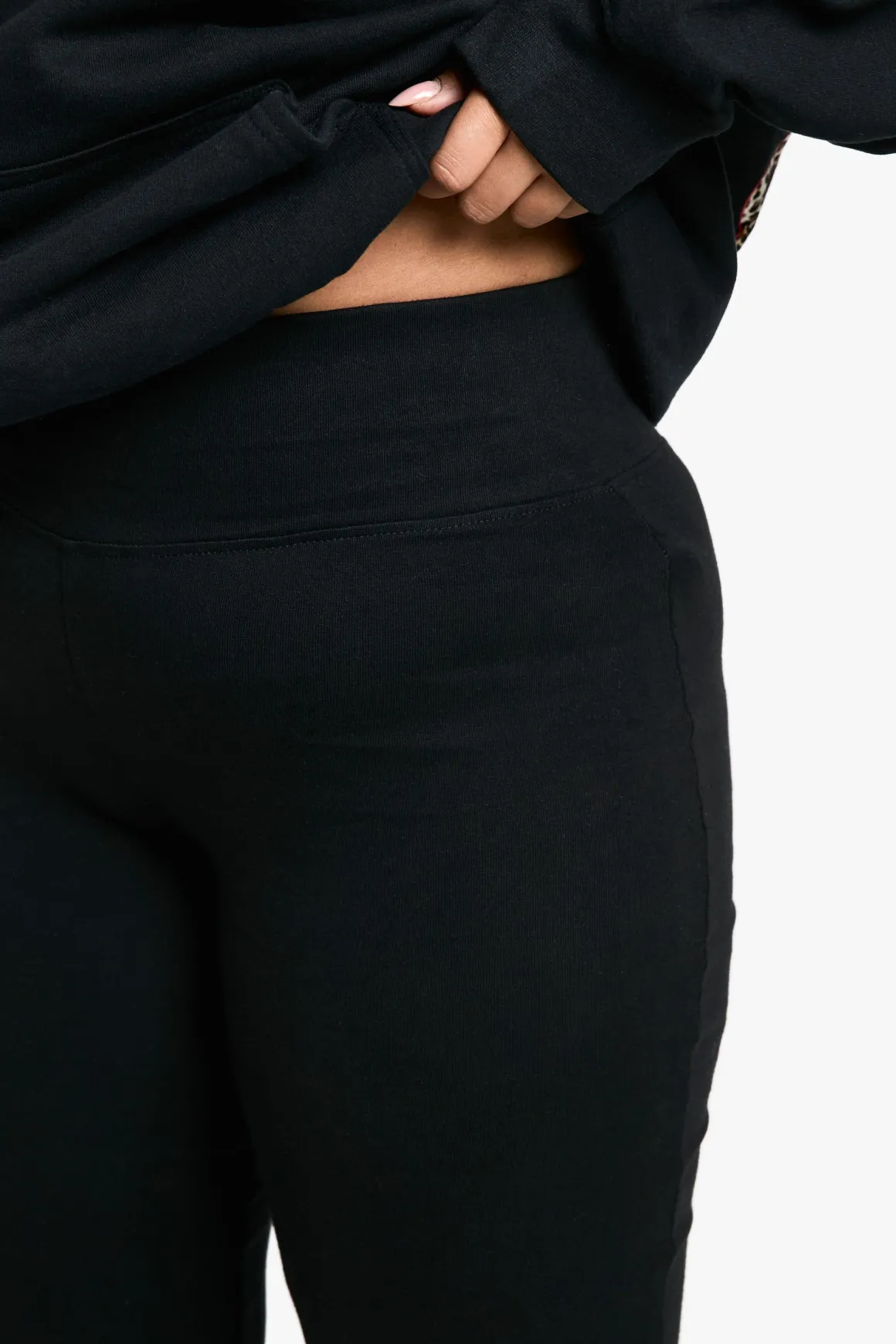 BOOHOO BASICS PLUS PANTALON ÉVASÉ À TAILLE PROFONDE