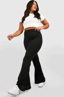 Boohoo Basics Plus Pantalon Évasé à Côtes