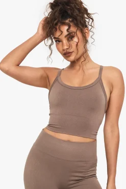 boohoo Basics Soutien-gorge de sport léger à maintien longline en côtes sans couture<Femme Athleisure|Vêtements De Sport