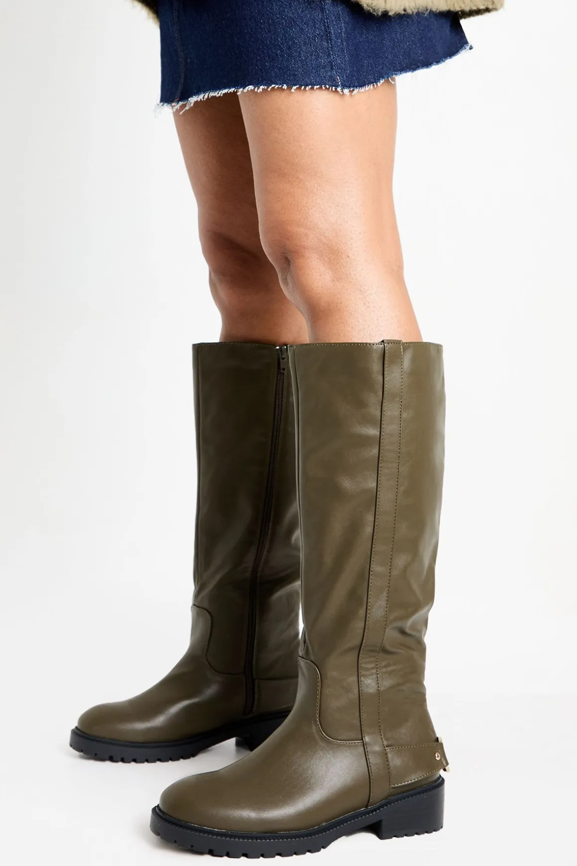 Bottes biker montantes avec détails métalliques