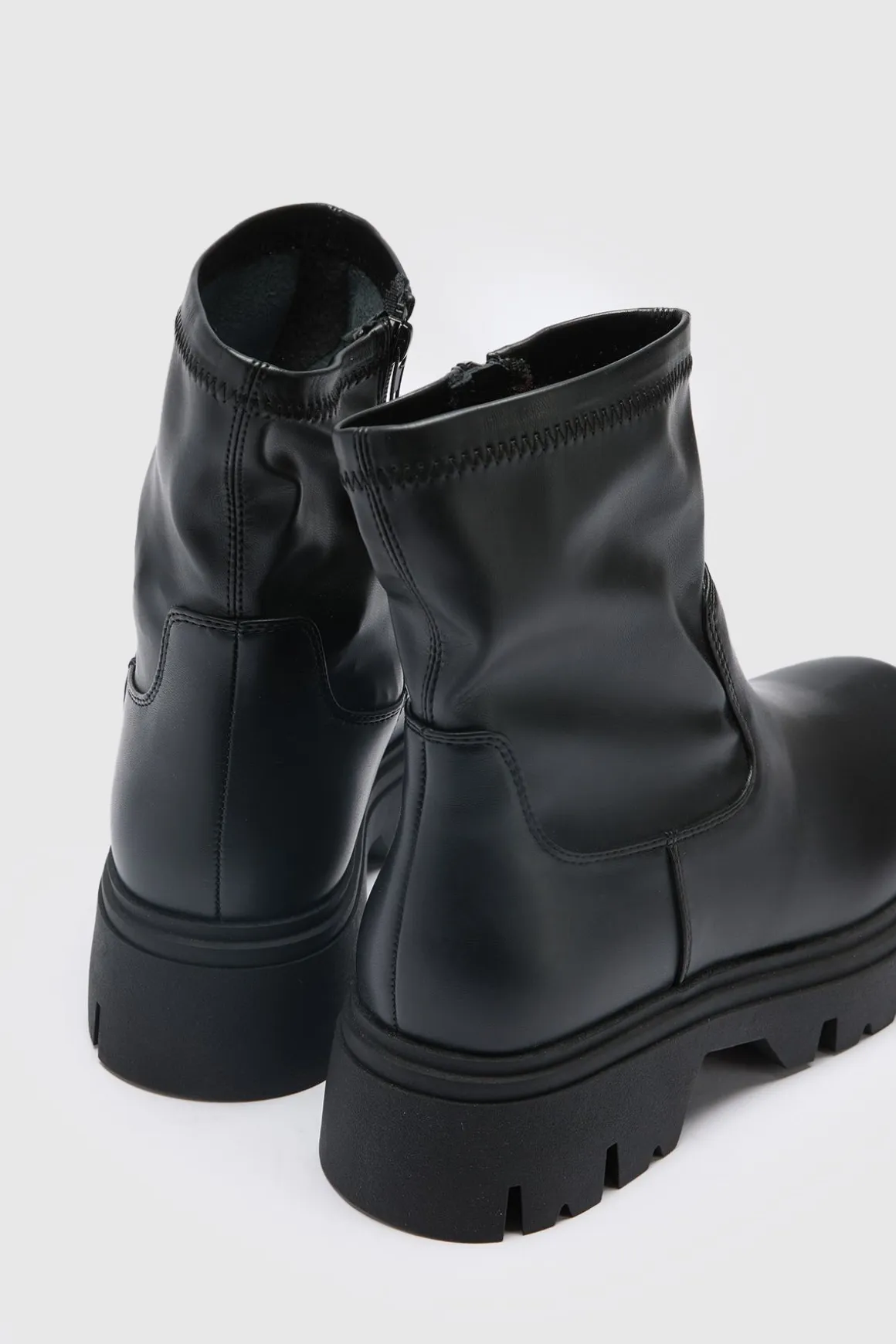 Bottes Chelsea Chunky À Coupe Large Avec Détail Extensible