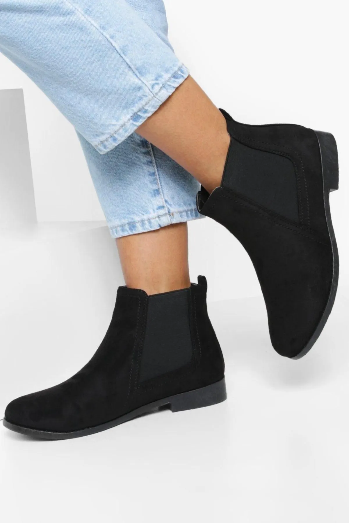 boohoo Bottes Chelsea plates en faux suède à largeur ample< Bottes|Bottes En Daim