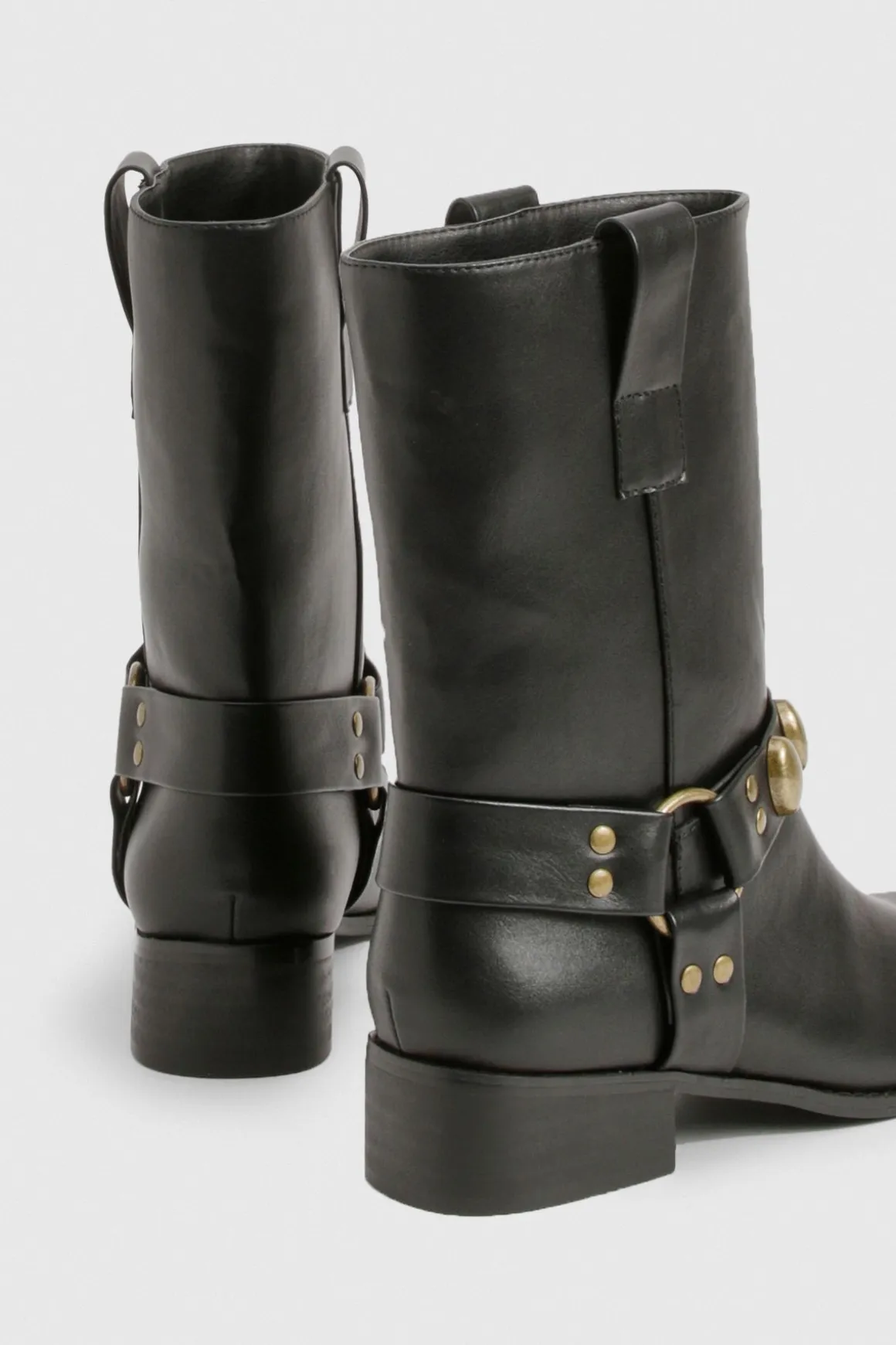 Bottes de biker avec détails de harnais