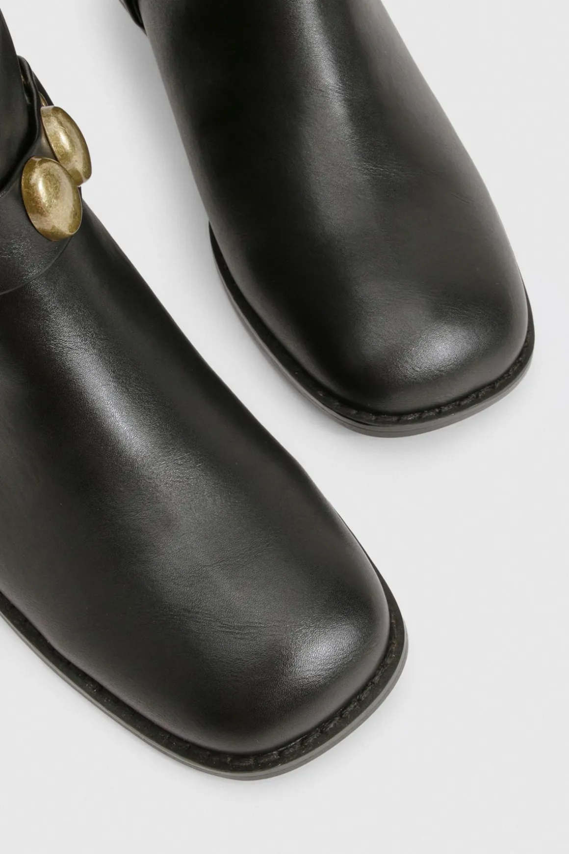 Bottes de biker avec détails de harnais
