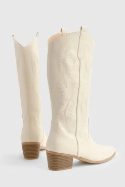 Bottes de cowboy western à détails sur le mollet et brodées