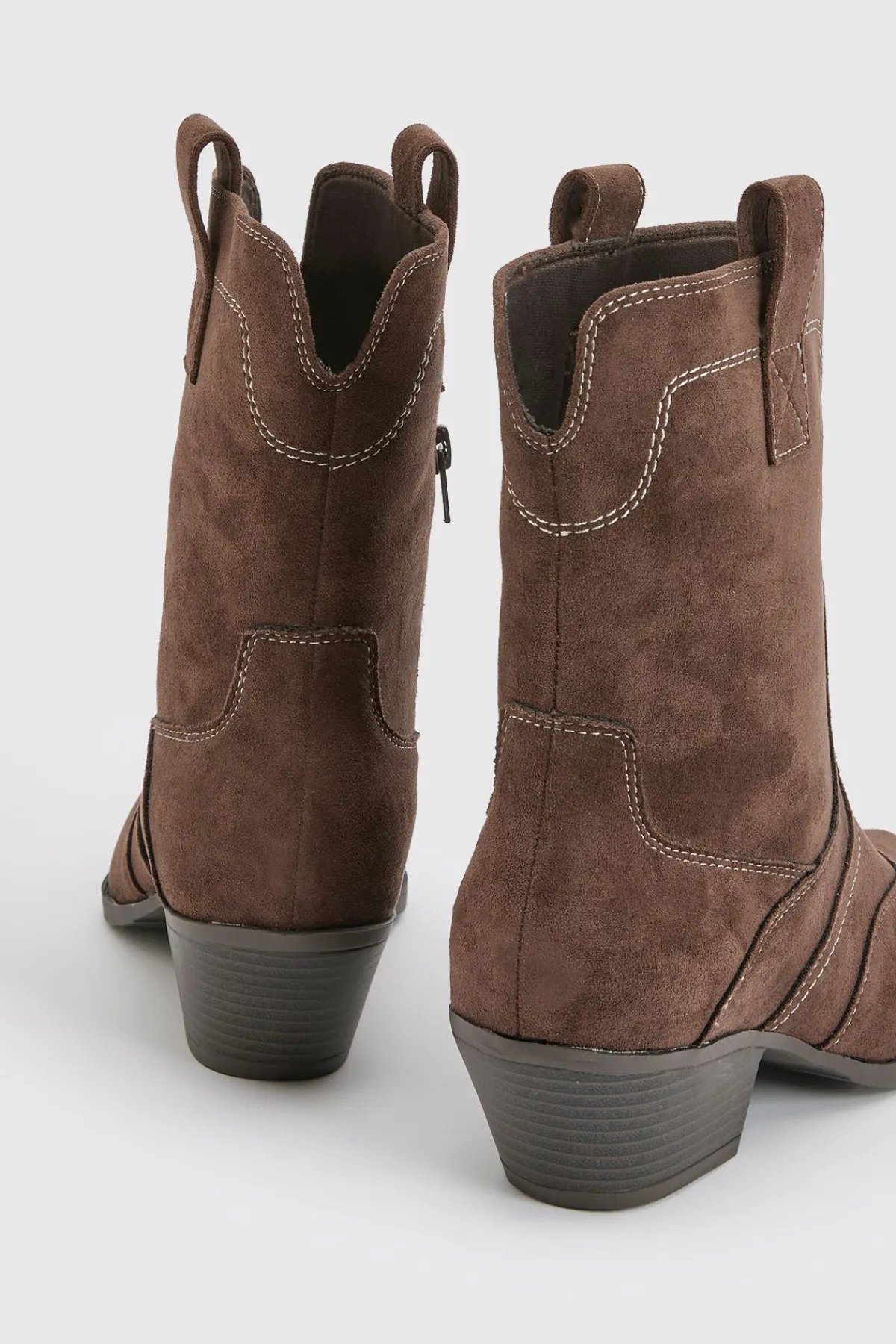 boohoo Bottes De Cowboy Western En Faux Suède À Surpiqûres Contrastées< Bottes|Bottes En Daim