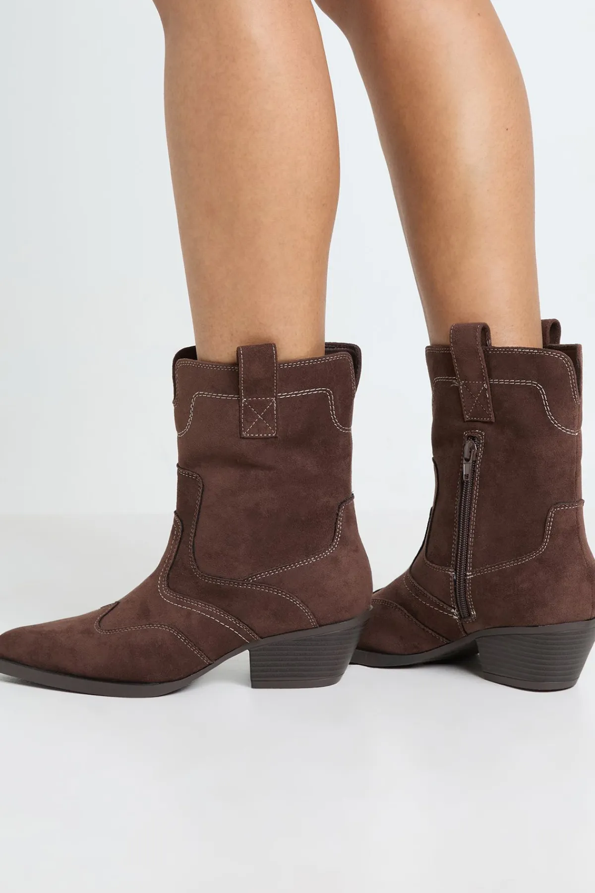 boohoo Bottes De Cowboy Western En Faux Suède À Surpiqûres Contrastées< Bottes|Bottes En Daim