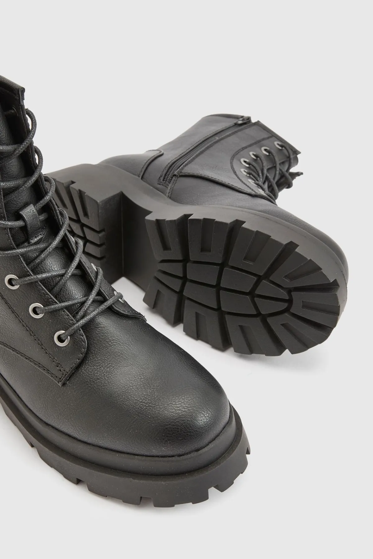 boohoo Bottes De Randonnée À Lacets Avec Semelle Crantée< Bottes|Bottes Noires