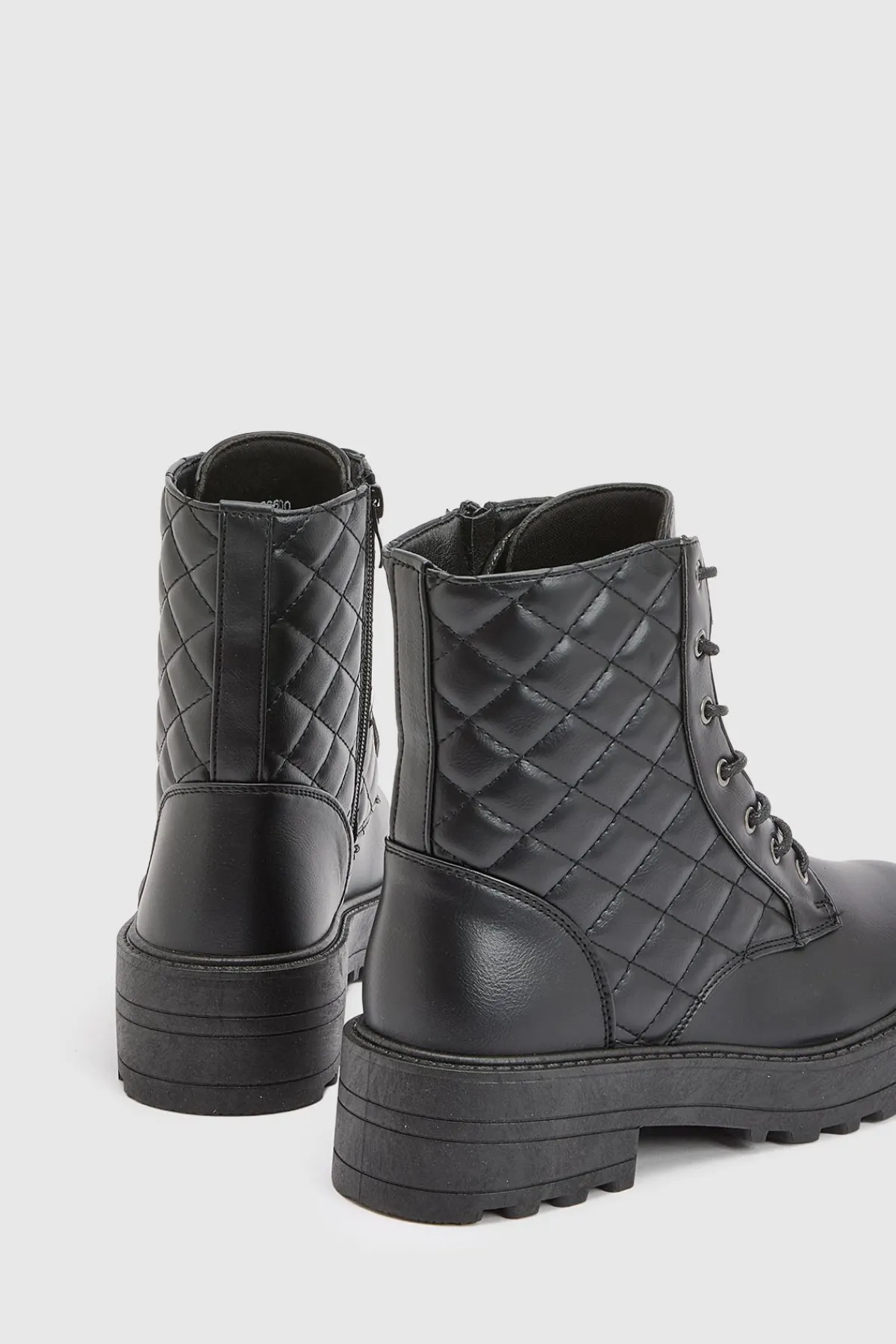 boohoo Bottes De Randonnée Matelassées Coupe Large< Bottes|Bottes Noires