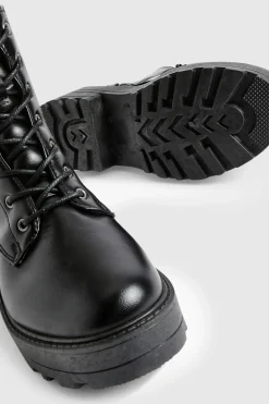 Bottes de randonneur chunky à laçage et coupe large