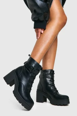 Bottes de randonneur à lacets avec détail de boucle