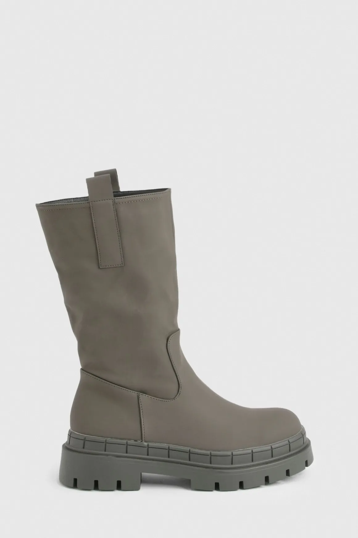 Bottes en caoutchouc à hauteur de mollet et à semelles épaisses