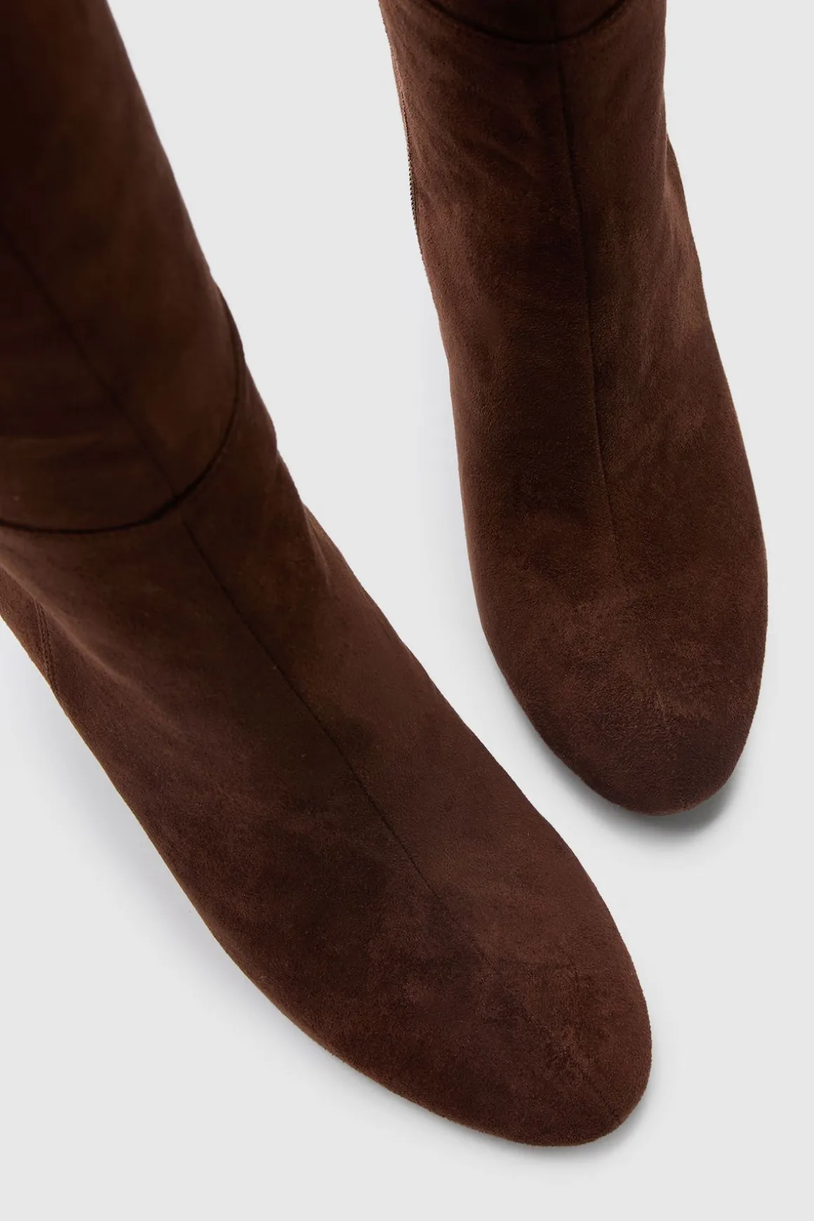 Bottes Hautes À Talon Bloc Empilé Détaillé