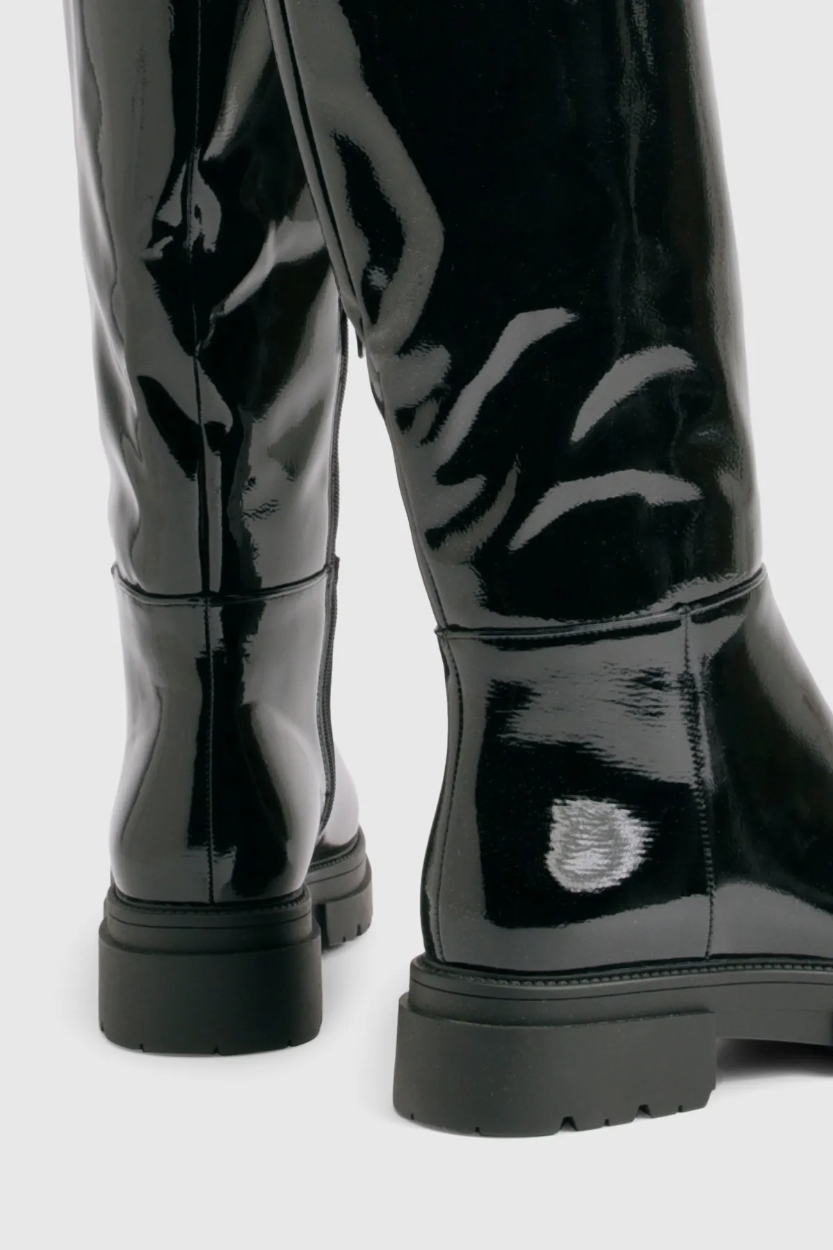 boohoo Bottes jusqu'aux genoux à onglet froissé pour pieds larges< Bottes|Bottes Hautes