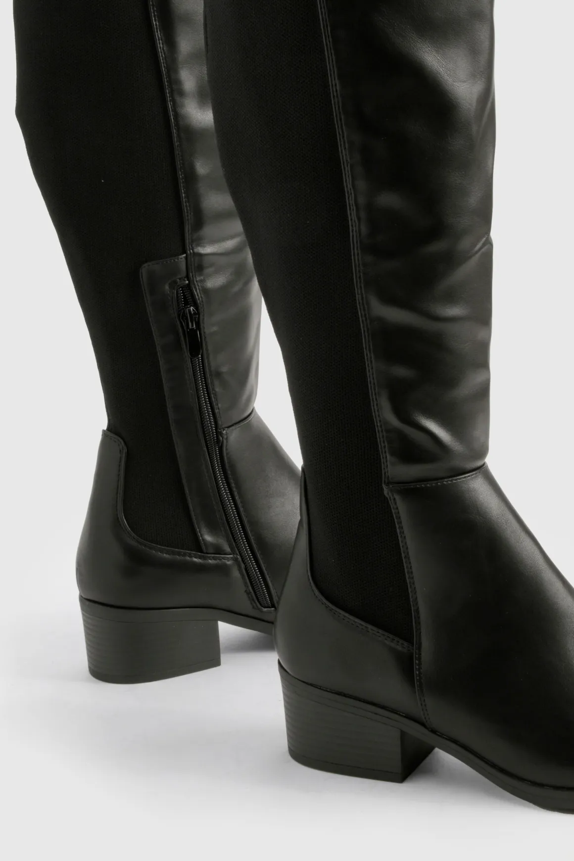 Bottes mi-hautes à panneau élastique détail coupe large