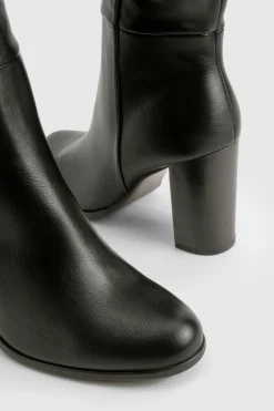 Bottes mi-hautes à talon bloc en cuir verni texturé