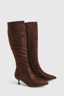 Bottes montantes à coupe large, talon bas et bout pointu