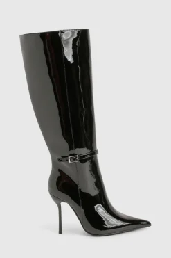 boohoo Bottes montantes en cuir verni stiletto avec détail de boucle et bout pointu< Bottes|Bottes Hautes