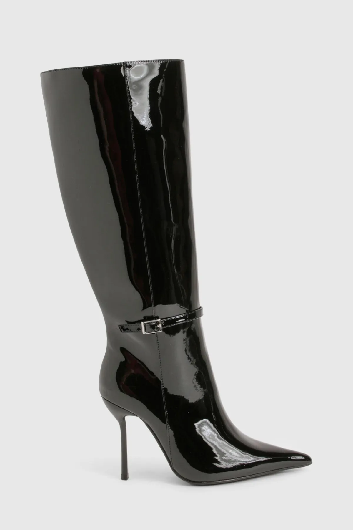 boohoo Bottes montantes en cuir verni stiletto avec détail de boucle et bout pointu< Bottes|Bottes Hautes