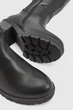 Bottes Montantes Larges À Détail Panneau Et Semelle Crantée