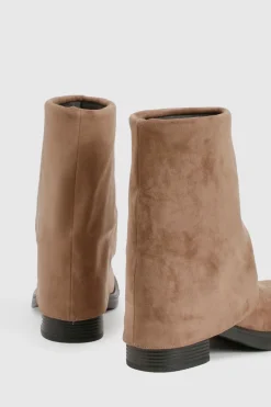 Bottes rabattables à bout carré en suède synthétique