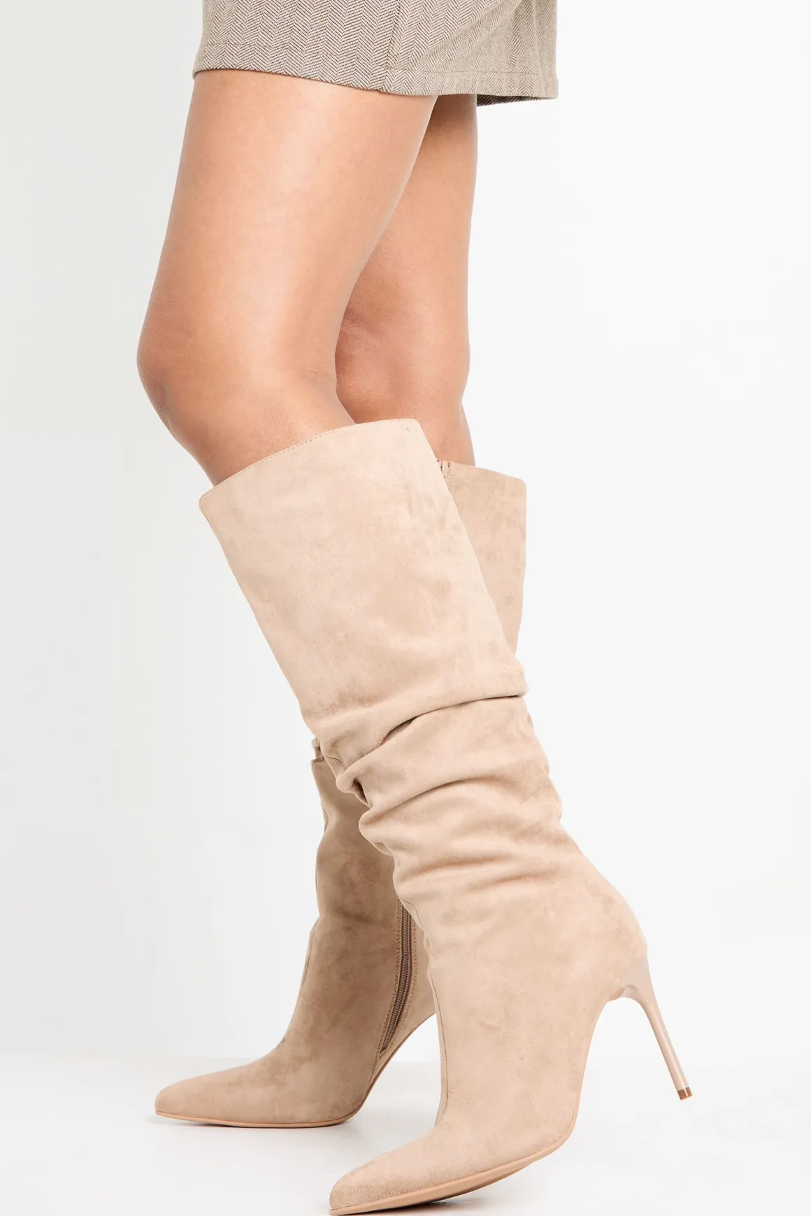 Bottes à talon aiguille à bout pointu froncées en Faux Suede