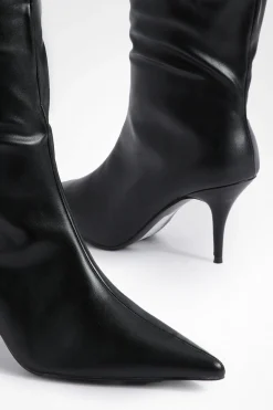 boohoo Bottes à talon bas à bout pointu en colonne< Bottes|Bottes Hautes