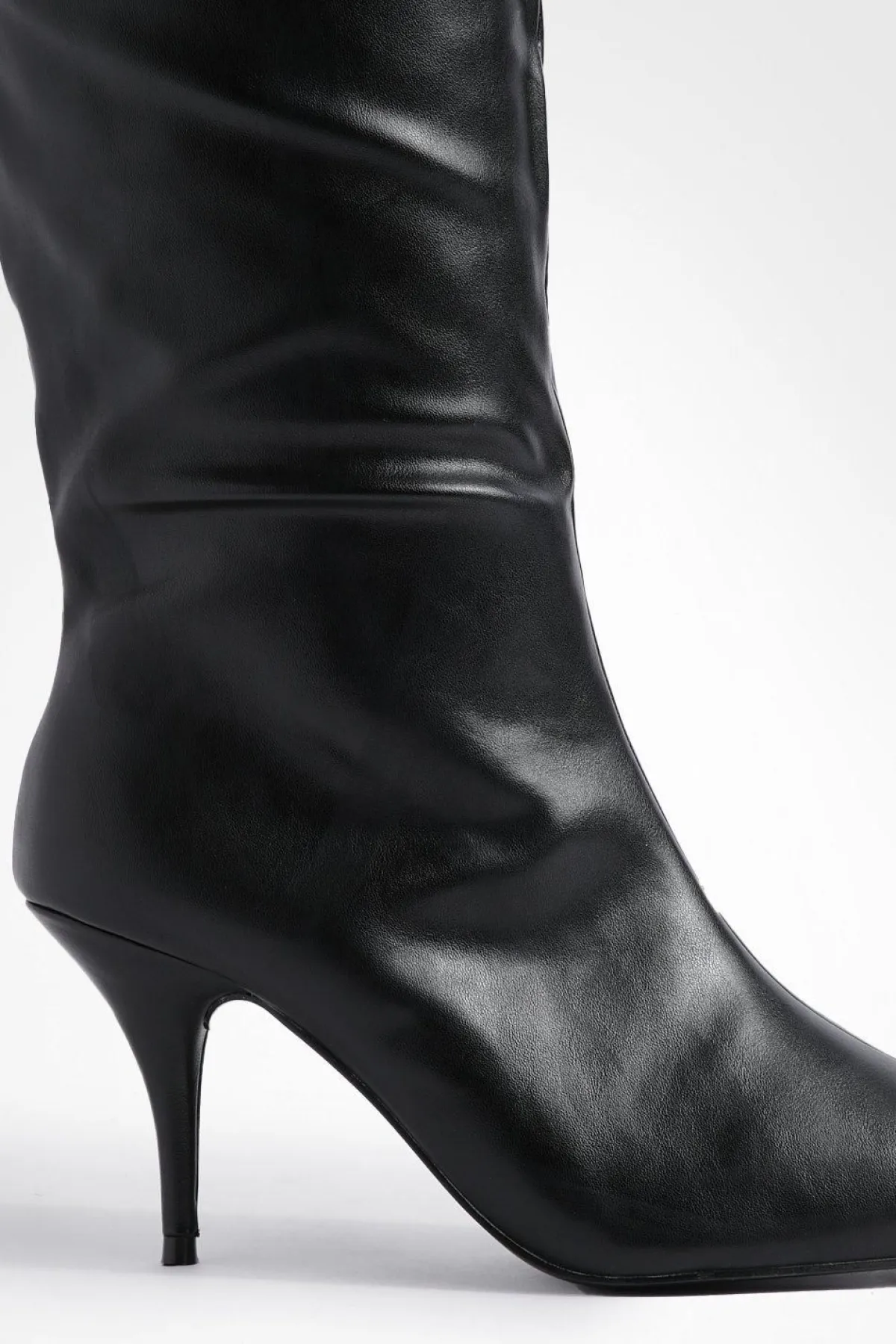 boohoo Bottes à talon bas à bout pointu en colonne< Bottes|Bottes Hautes