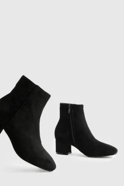 boohoo Bottes à talon bloc bas en synthétique, coupe large< Bottes|Bottes En Daim