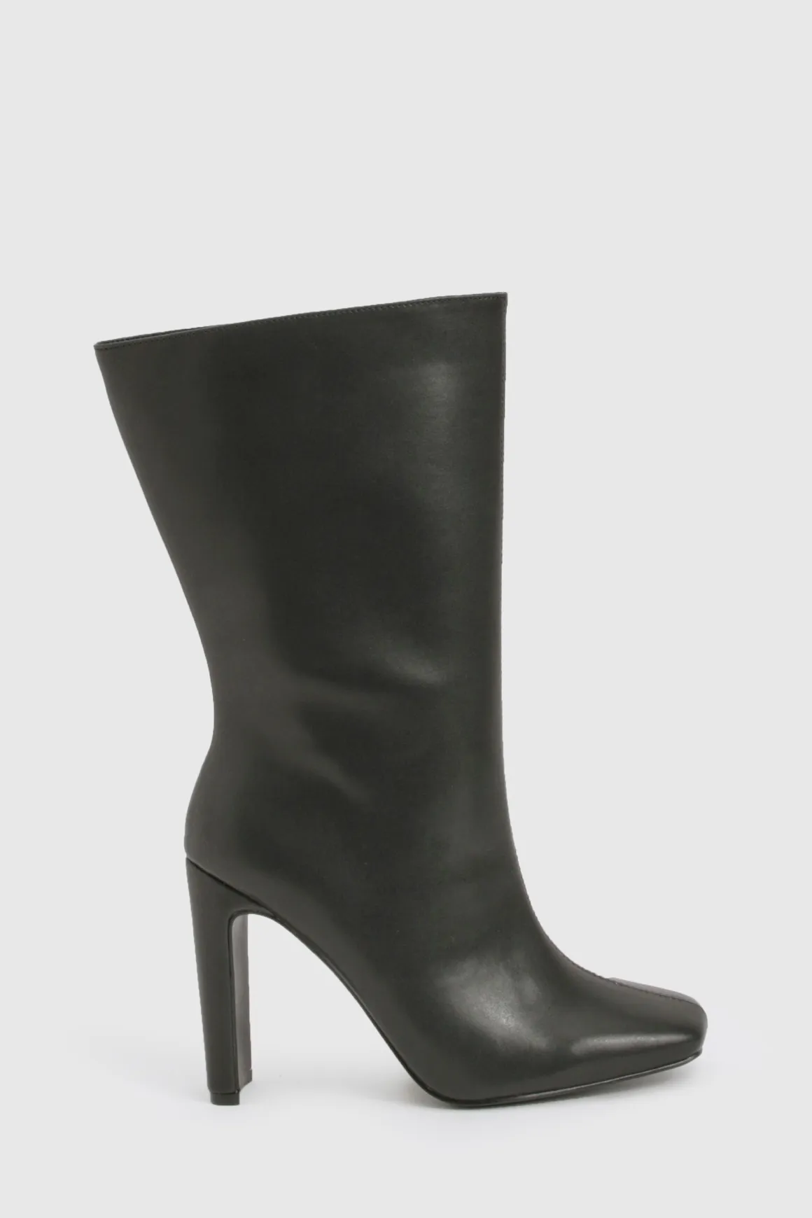 Bottes à talons à bout carré à coupe large