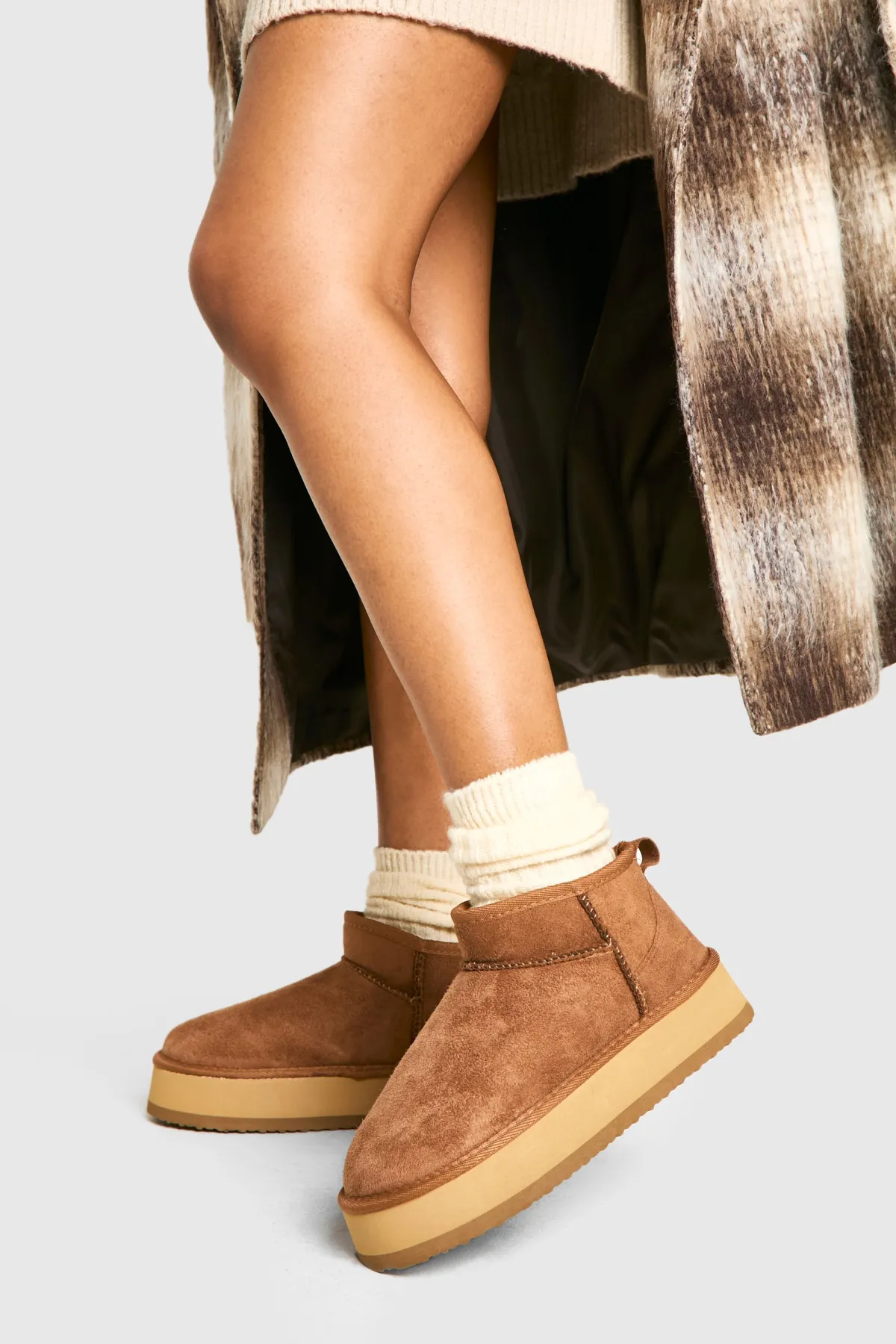 boohoo Bottes Ultra Mini À Plateforme Doublées De Synthétique< Bottes|Bottines Fourrées